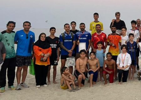 برگزاری مسابقات دو ساحلی به مناسبت هفته تربیت‌بدنی در کیش