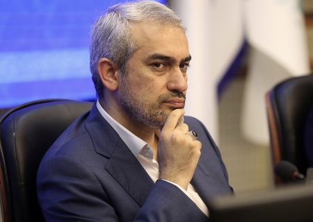 بازگرداندن هویت واقعی مناطق آزاد اولویت اصلاح قوانین و رفع موانع