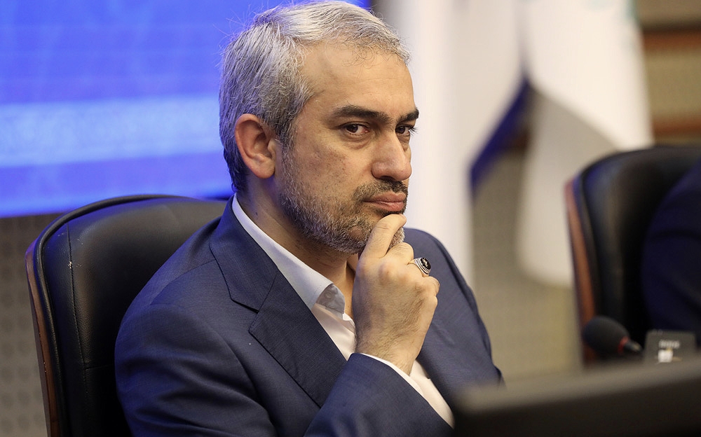 بازگرداندن هویت واقعی مناطق آزاد اولویت اصلاح قوانین و رفع موانع