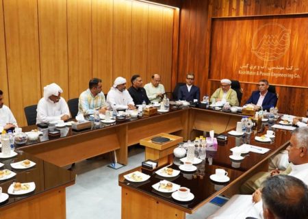 نشست بومیان کیش با مدیر عامل آب و برق کیش