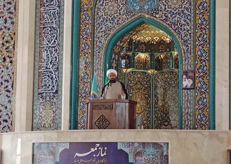 خطیب جمعه کیش: برای عزت و سربلندی ایران از استعدادهای جوانان استفاده کنیم