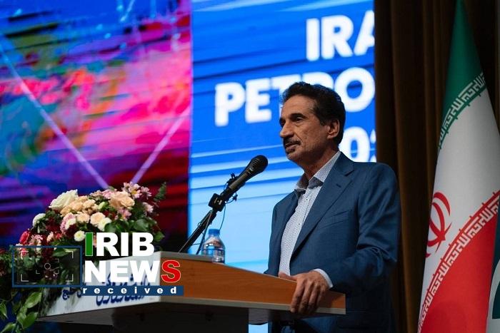 تحقق رشد ۸ درصدی صنعت پتروشیمی در برنامه هفتم