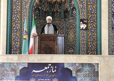 تاکید امام جمعه کیش بر هوشیاری دانشجویان و جوانان برابر التهاب آفرینی دشمنان