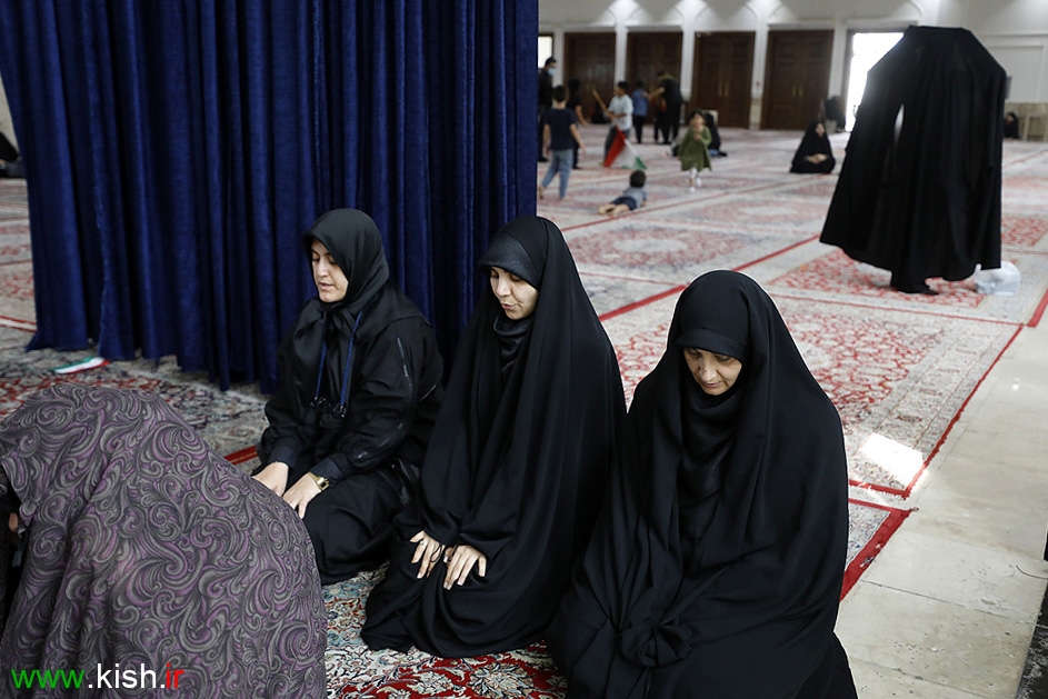 باید انتقام خون رهبر شهیدمان را بگیریم