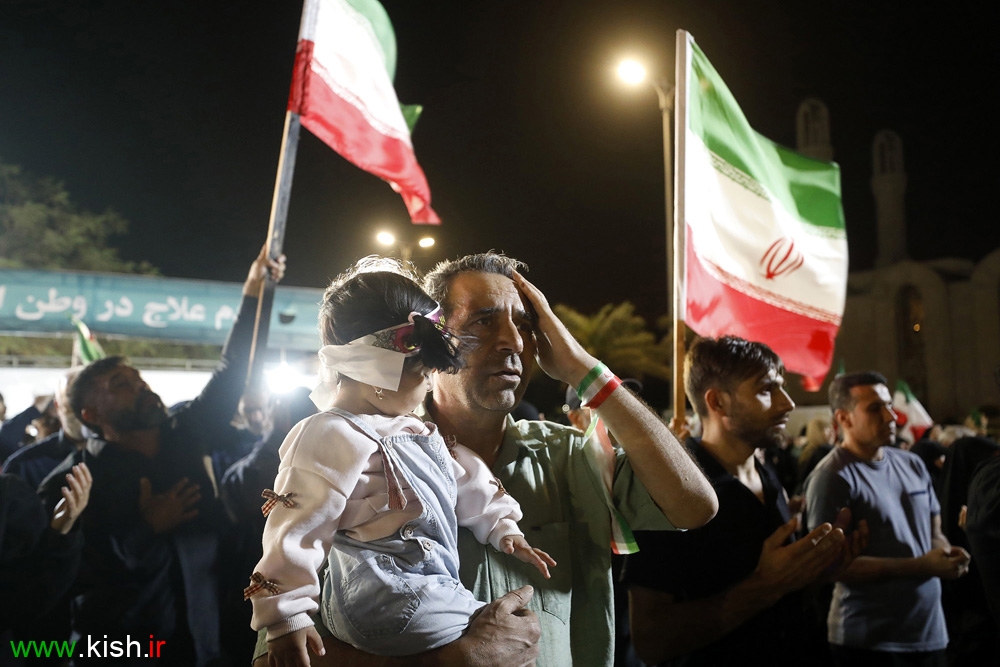 همه ما سربازان وطنیم … .