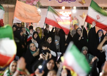ایستادگی و اقتدار ساکنان کیش به روایت صدمین شب حماسه خیابان